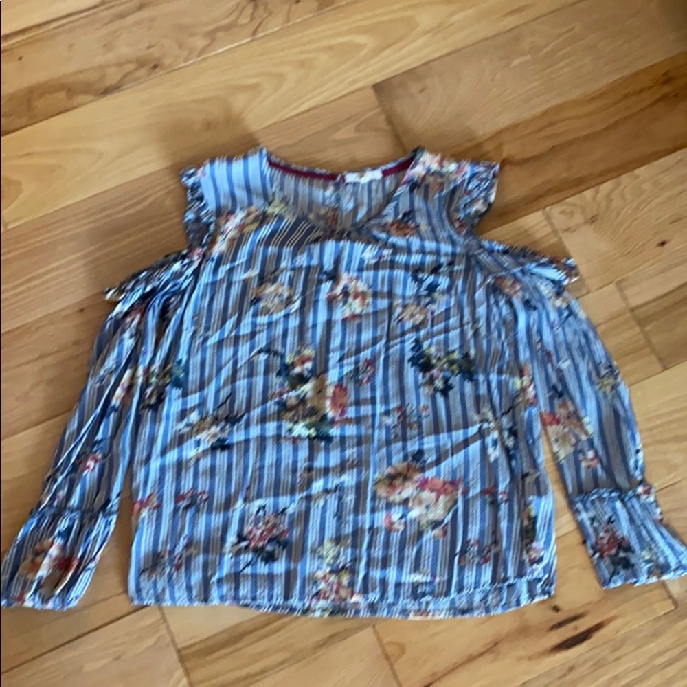 Maurices cold shoulder top.